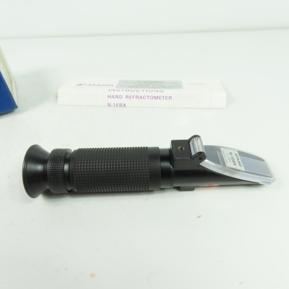 Atago N-1EBX Hand Refractometer 0-32%