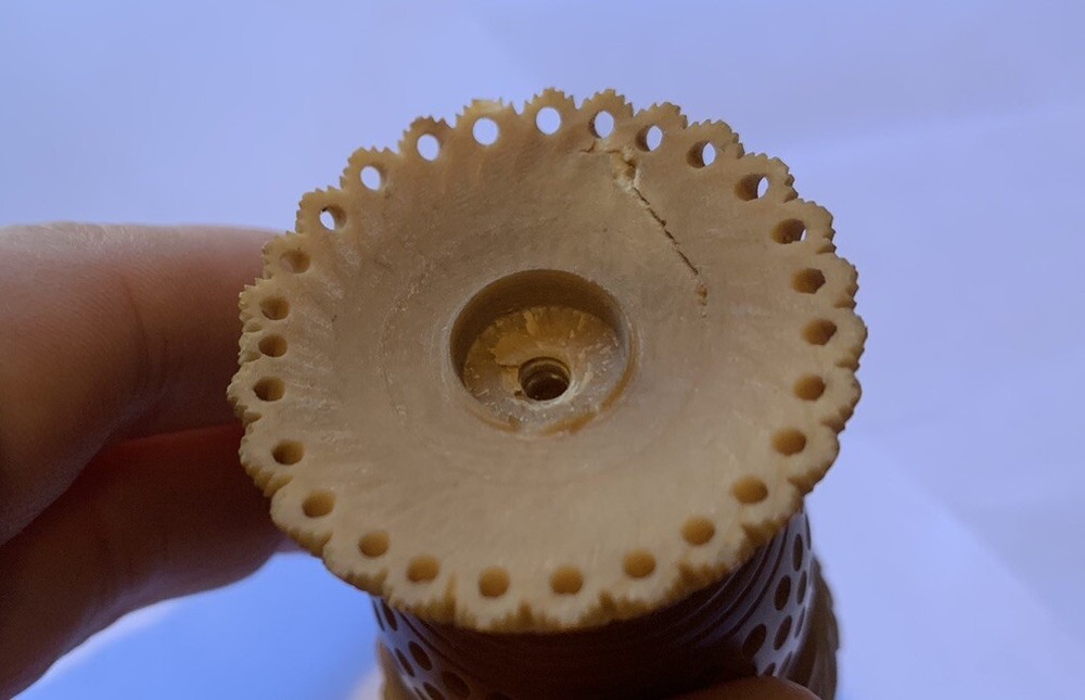 Antique Carved Vegetable Ivory Thimble/Thread Holder