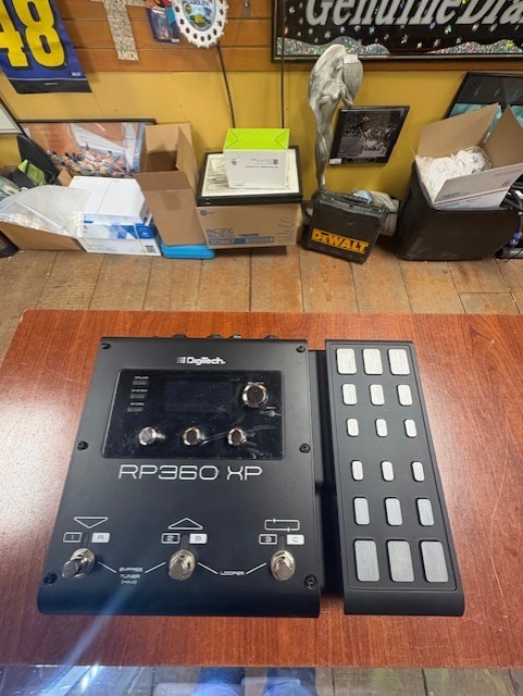 DigiTech RP360XPV-01 Black Guitar Multi-Effect Processor Pedal