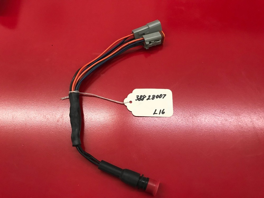 Hiniker 38828007 Adapter Deutsch