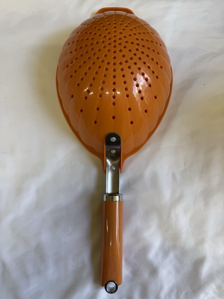 RARE KitchenAid Strainer Plastic Colander Pasta Scoop Handled Orange EUC