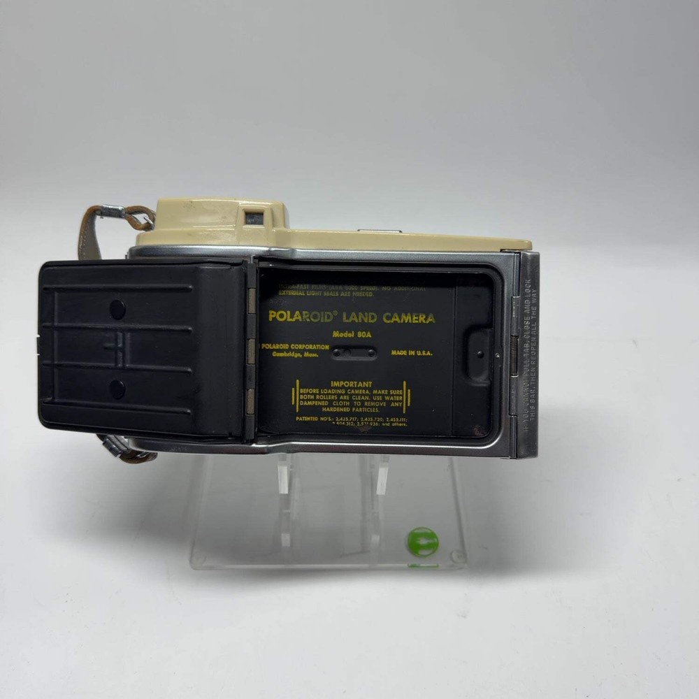 Polaroid Model 80 A