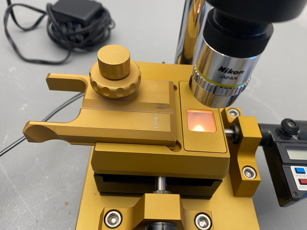 Chiron Magnum Diamond Keratome Microscope