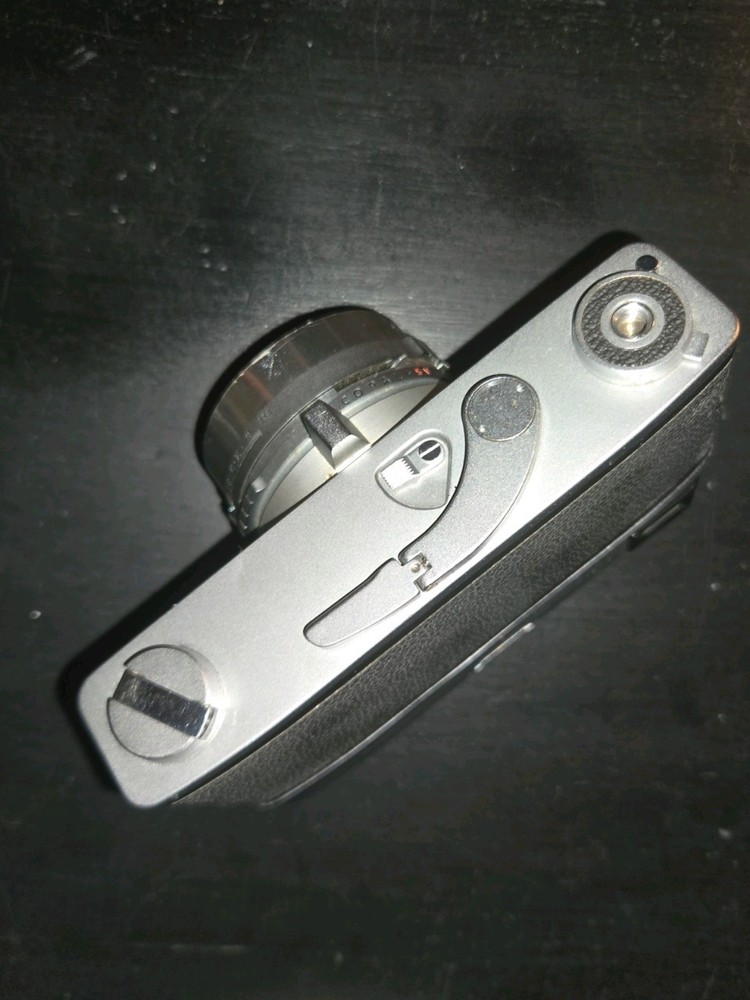 Canon Canonet 19 Black Silver Vintage Rangefinder Camera