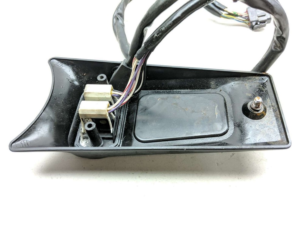 02 Harley Ultra Classic Electra Glide FLHTCUI Dash Button Control Panel