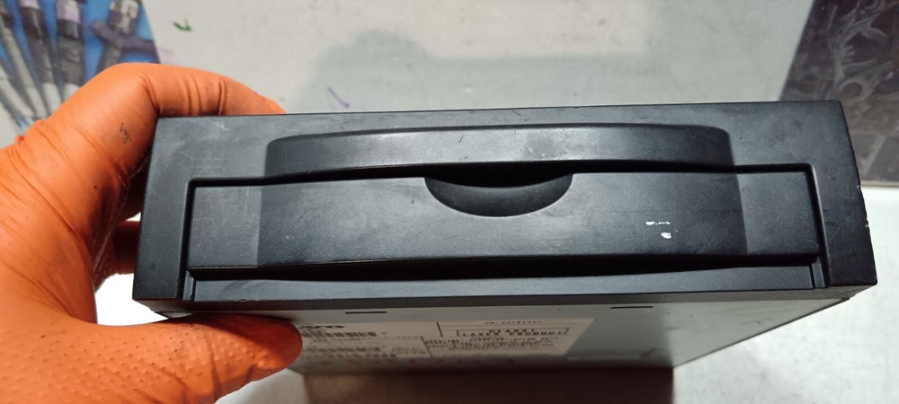 VOLVO XC90 I CD Reader 30752406. Tested