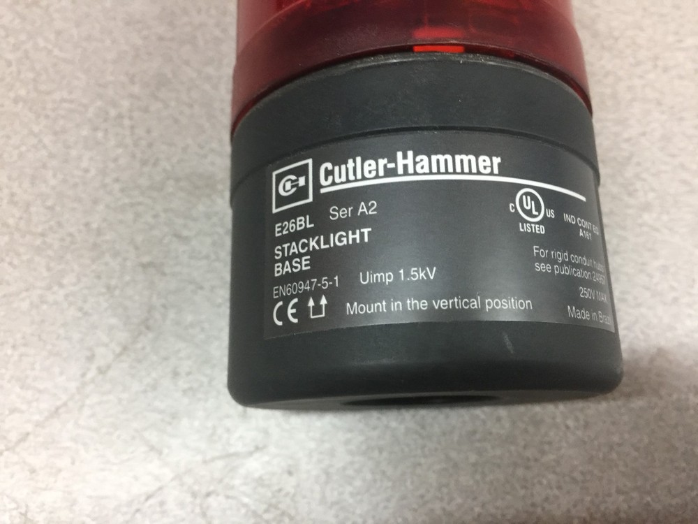 NEW NO BOX CUTLER HAMMER STACKLIGHT BASE E26BL