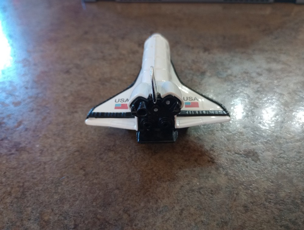 Unbranded United States Space Shuttle With Pullback Function (Top Fin Loose)
