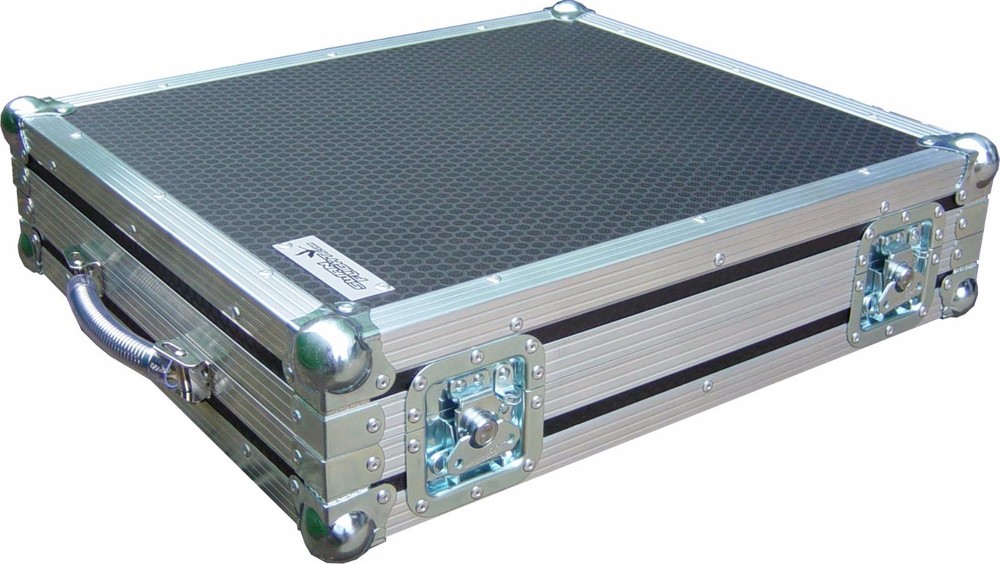 MA onPC Command Wing Lighting Desk Swan Flight Case (Hex)