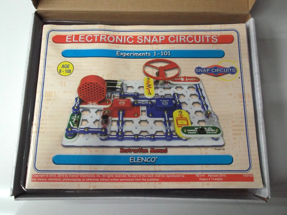 ELENCO Snap Circuits Jr.� 100 Experiments Electronics Discovery Kit Set Complete