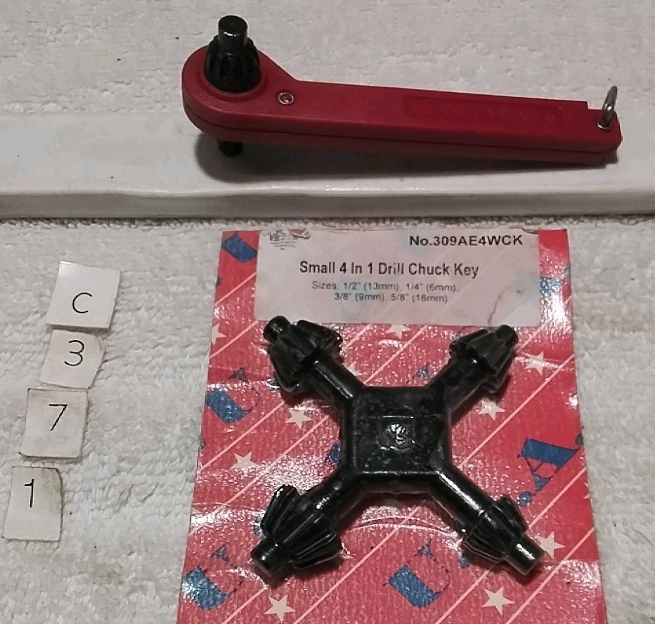 2pc CHUCK KEY SET USA 🇺🇸