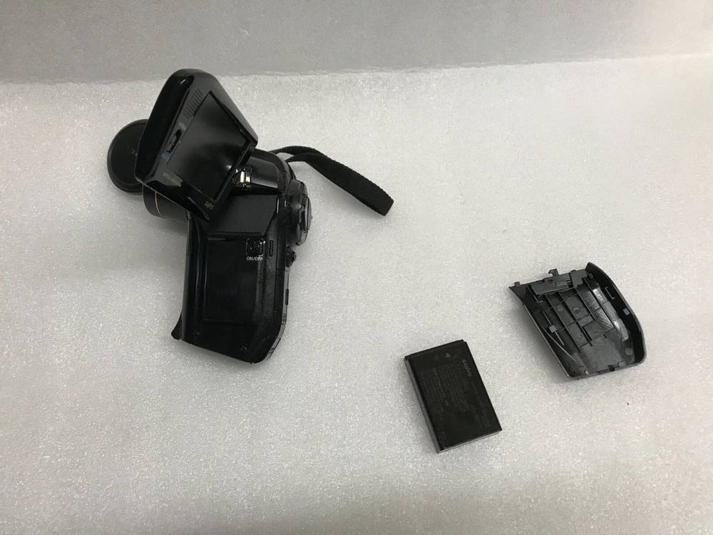 Sanyo VPC-HD1010 Camera- Black POWER BUTTON HAS PROBLEMS