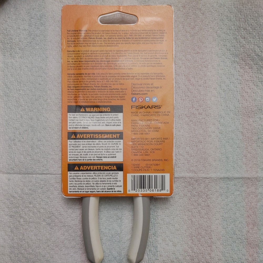 Fiskars Wire Cutters, 6-Inch, Spring-Action Design, Soft Grip Touchpoints