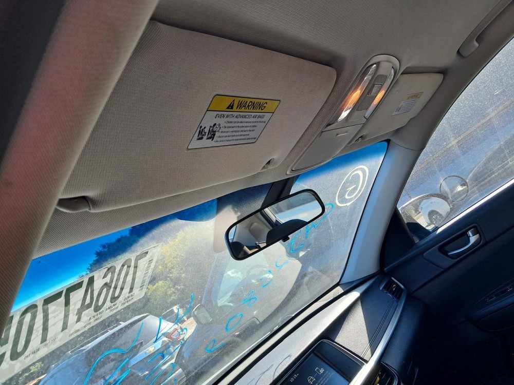 OPTIMAKIA 2019 Glove Box 4822525