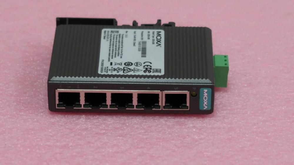 Moxa EDS-205 Ethernet Switch