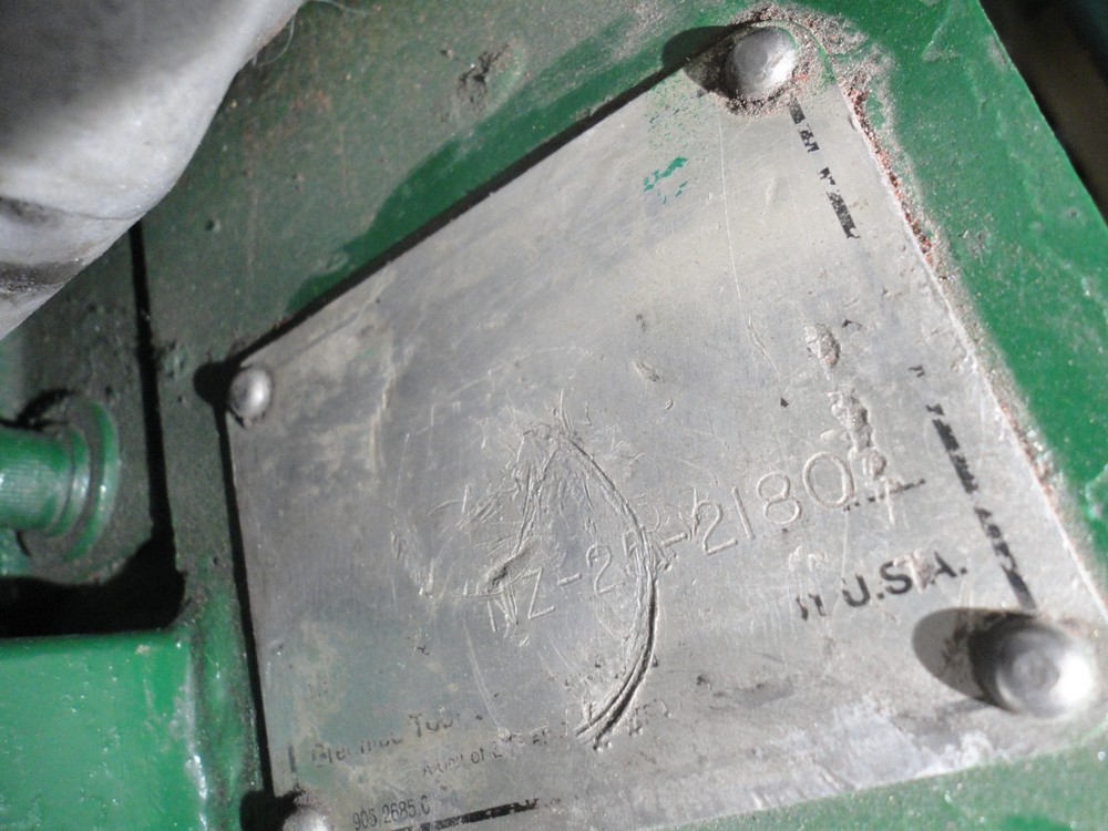 GREENLEE Tugger Cable Puller with Stand