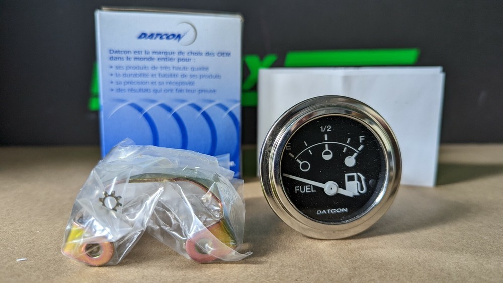 DATCON 101585 FUEL LEVEL 24V POLISHED, 240