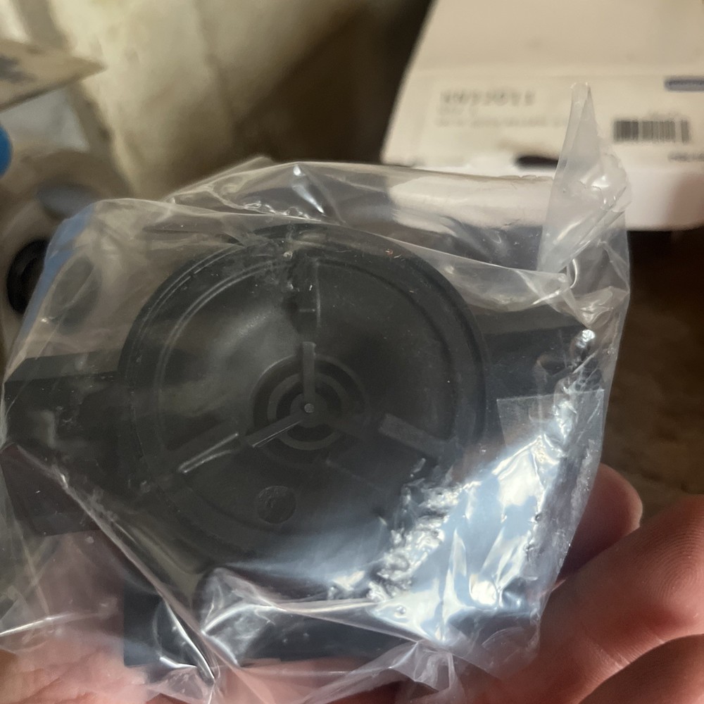 NOS Genuine Haldex KN32011 Quick Release Valve