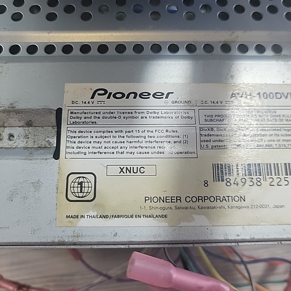 Pioneer AVH-100DVD Car DVD Player AM FM CD iPhone Android. Untested