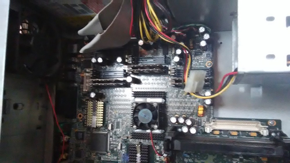 Silicon Graphics SGI 320 Visual Workstation - P3 600Mhz 128MB ram-tested working