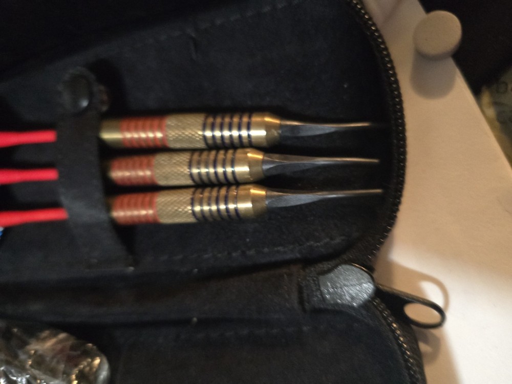 Darts With Edie Bauer Case