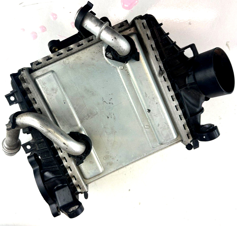 MERCEDES E-CLASS E220 W213 S213 2016- / INTERCOOLER - A6540101004