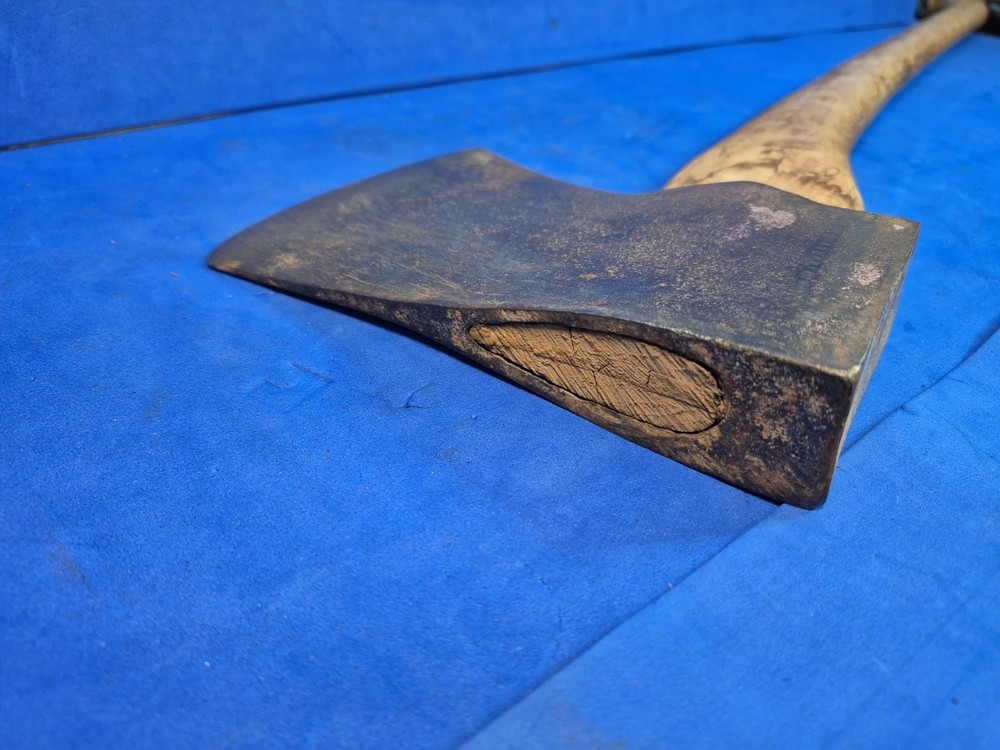 Collins Legitimus Jersey Pattern Axe