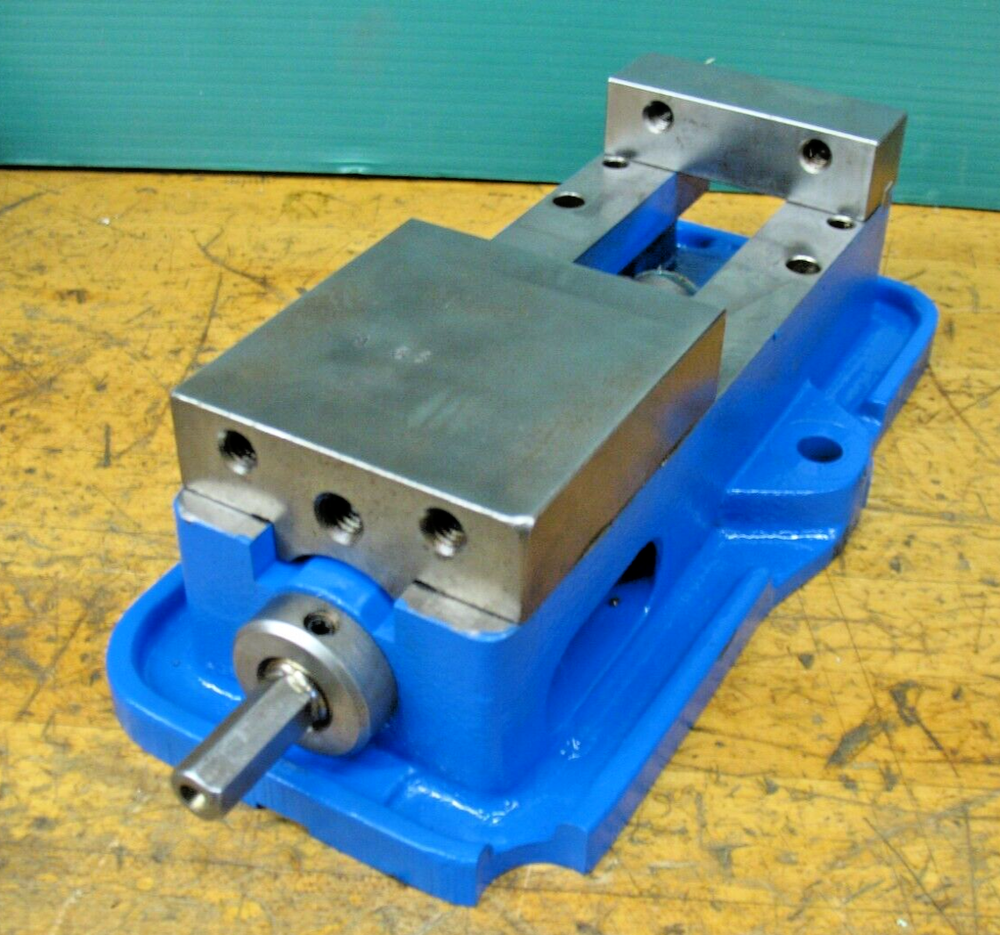 KURT D30 MILLING MACHINE VISE ***VGC***