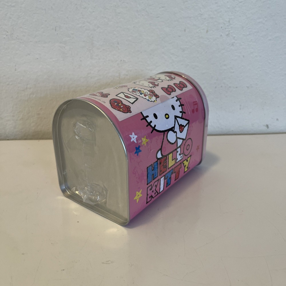 Hello Kitty By Sanrio valentine Mail Box