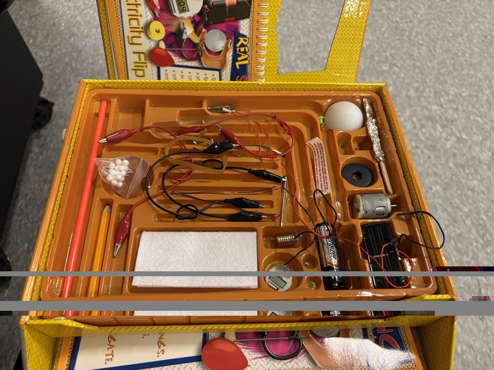 Real Science Made Easy – Electricity - 50 Exciting Experiments Incomplete