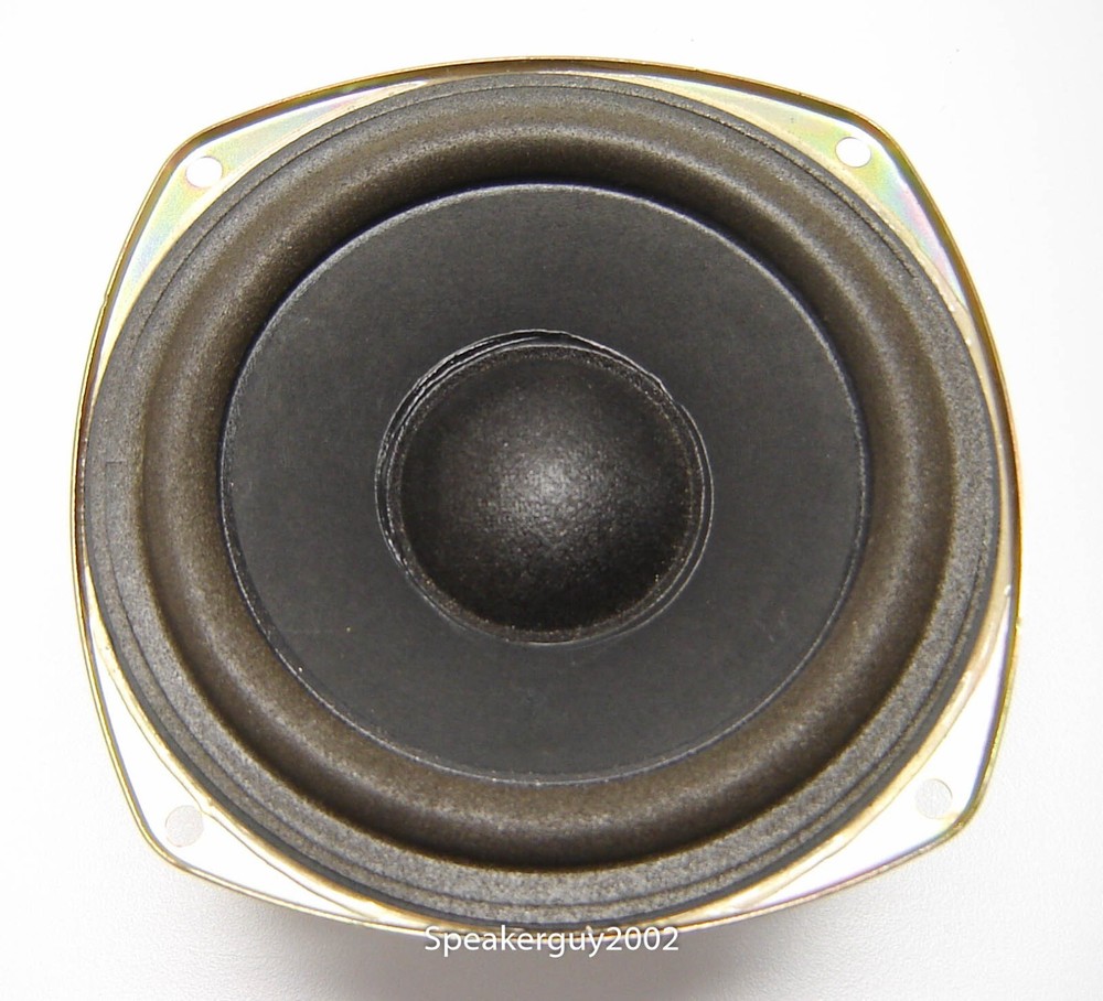 4 1/2" Woofer -  Speaker / 300-BA745011501