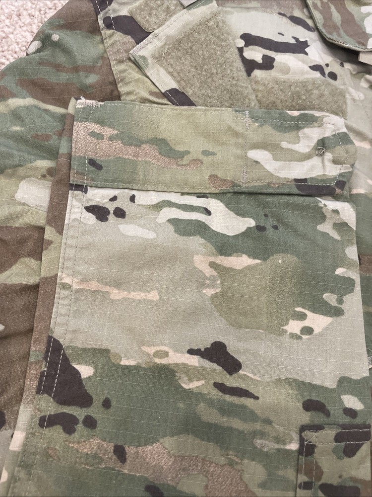 US Army Coat Combat Size: Medium-Long