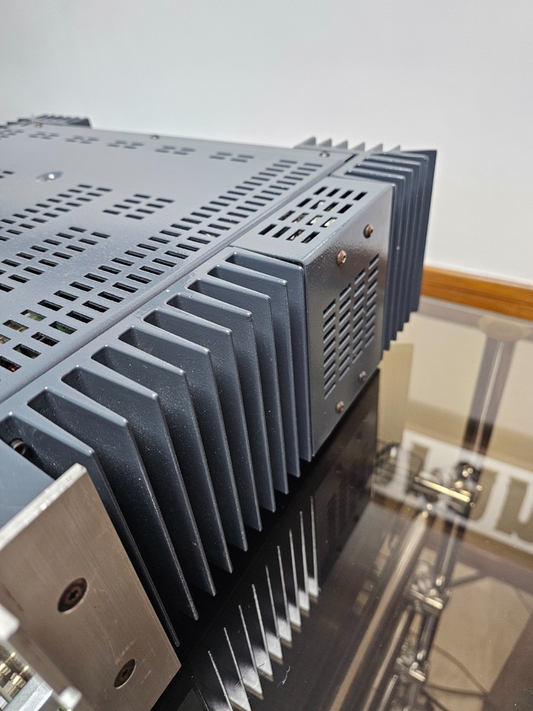 Power Studer A-68 Stereo Amplifier Serviced Operational