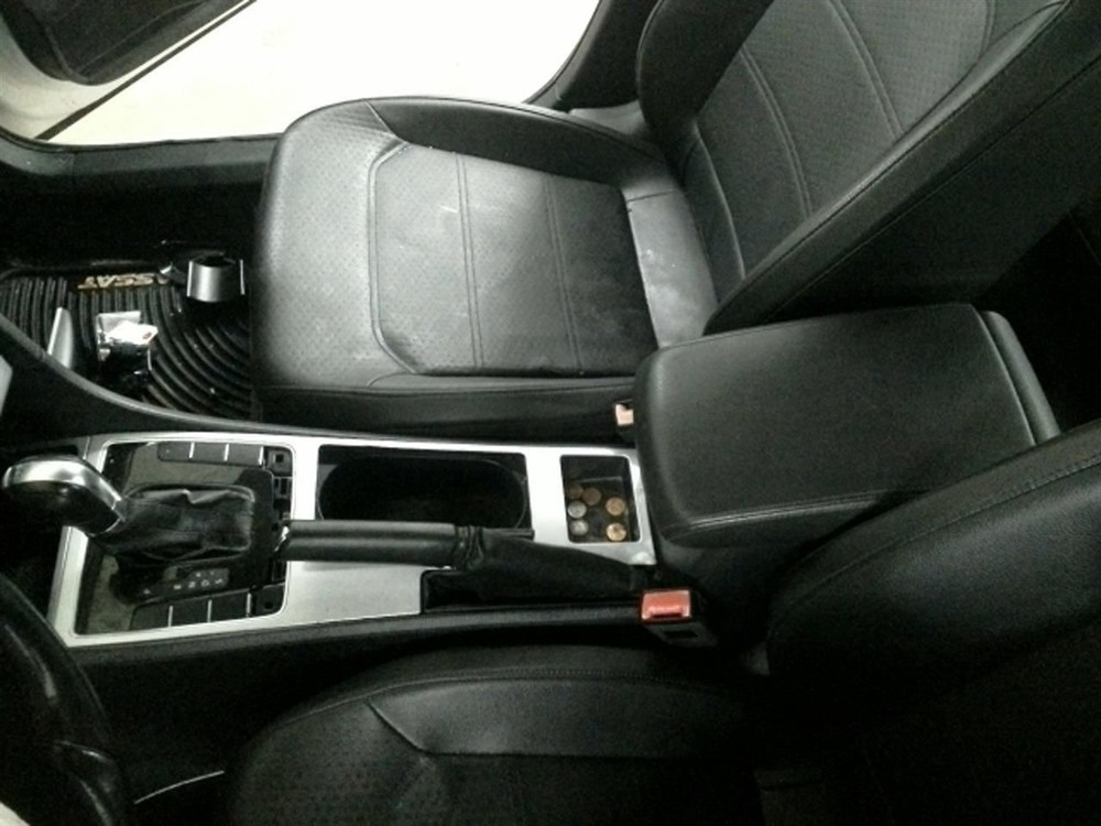 PASSAT 2012 High Mounted Stop Light 104748451