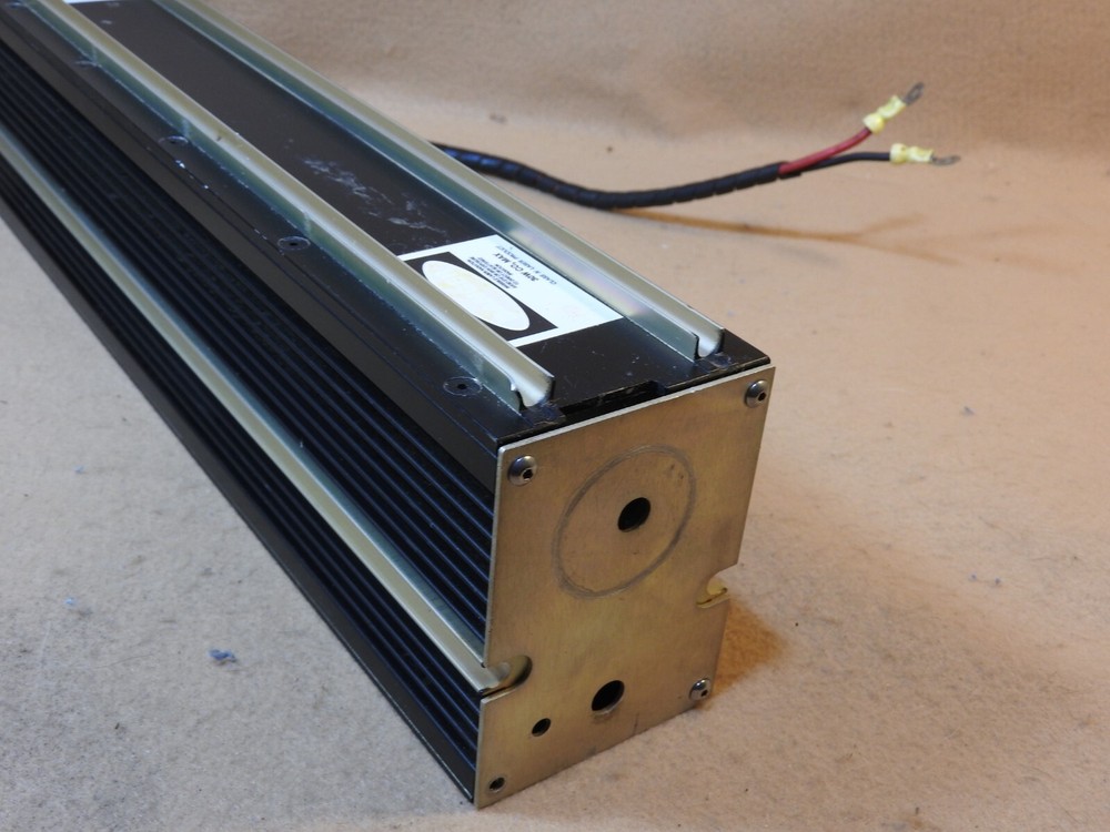 SYNRAD CO2 Laser, D48-1S-1026, 30VDC - Read Description