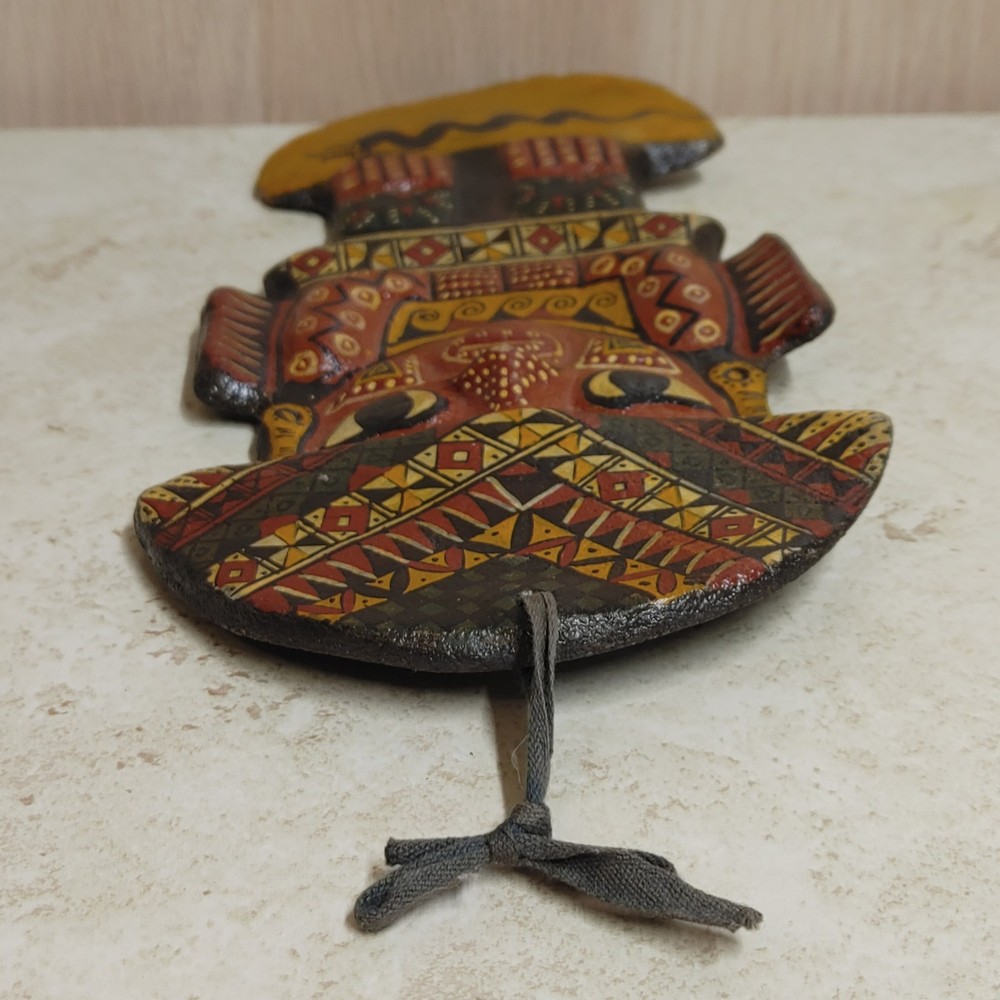 Peruvian Tumi Healing God Wall Decor Hand Painted 11" Flaws