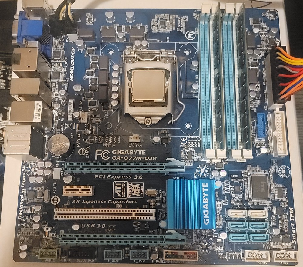 Gigabyte Q77M-D2H Motherboard/CPU Combo Intel Core i5 3470 MicroATX
