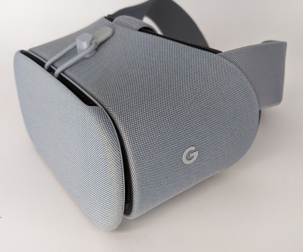 Google Daydream View Virtual Reality Headset - Gray