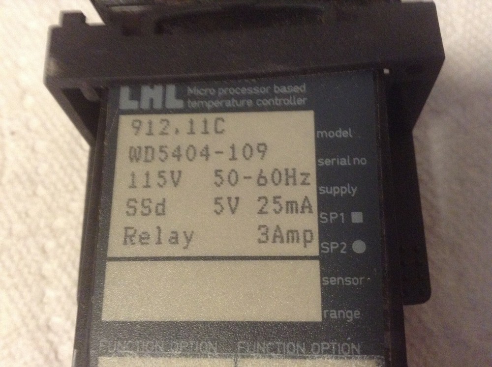 LNL 91211C Temperature Controller