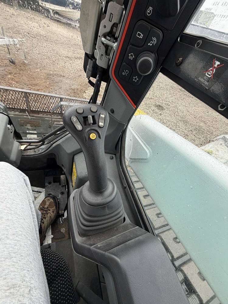 Bobcat T76 Platinum