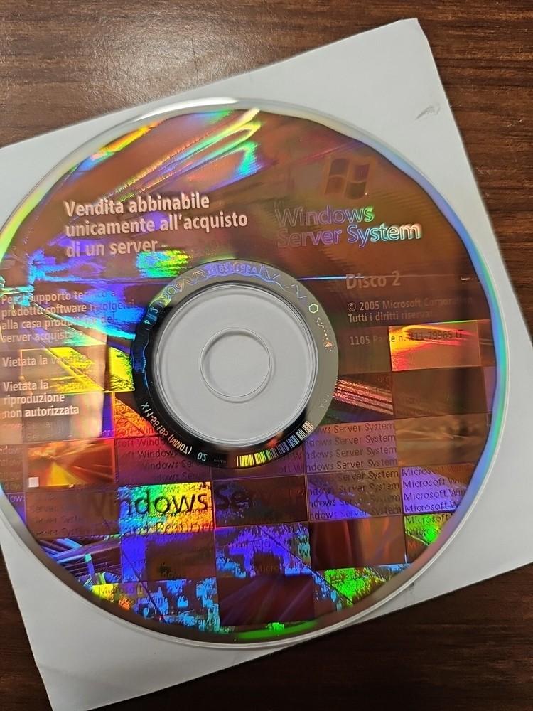 Windows 2003 Server Standard Edition R2 ENGLISH DISC 2 UNLICENSED