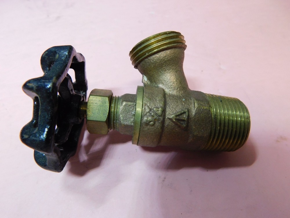 3/4 HOSE VALVE -- BOX2936 D