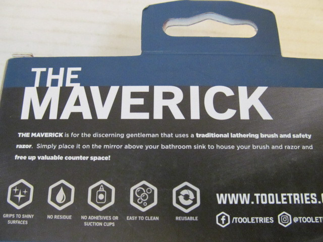 Tooletries The Maverick Razor & Brush Rack Organizer