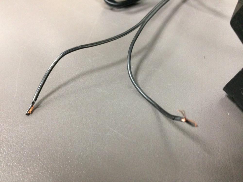 UNBRANDED, External Speaker, Mount & Screws, NO Plug, Tested Good