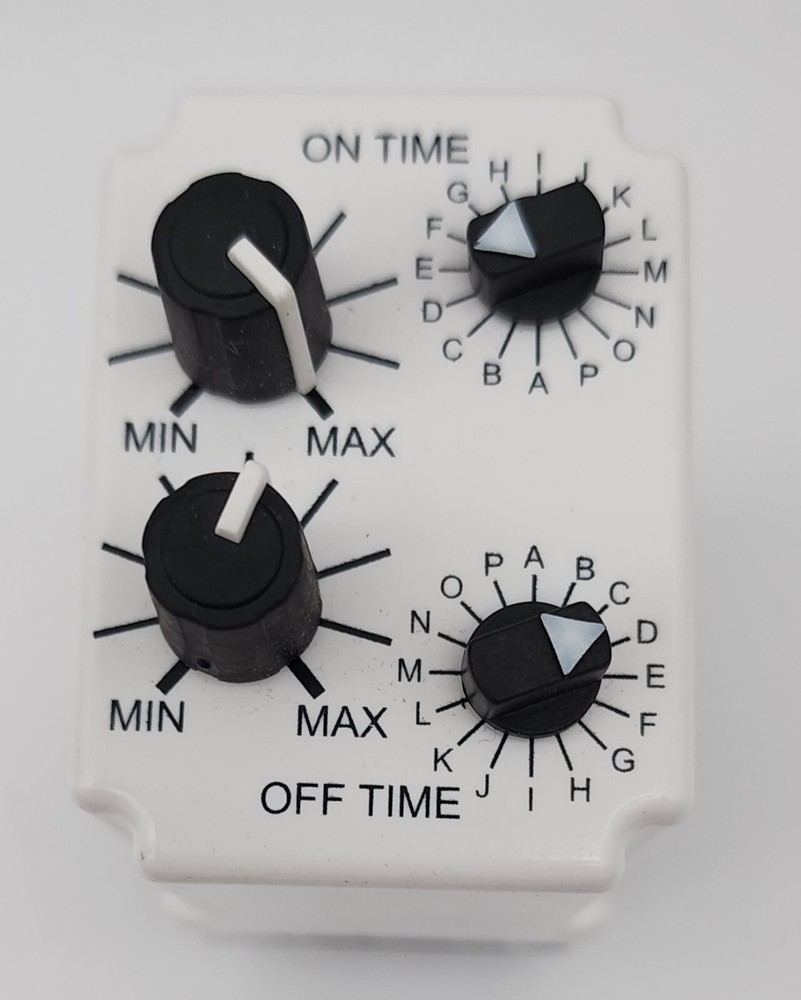 MACROMATIC TR-63128 + 70169-D TIME DELAY RELAY + SOCKET *NEXT DAY AVAILABLE*