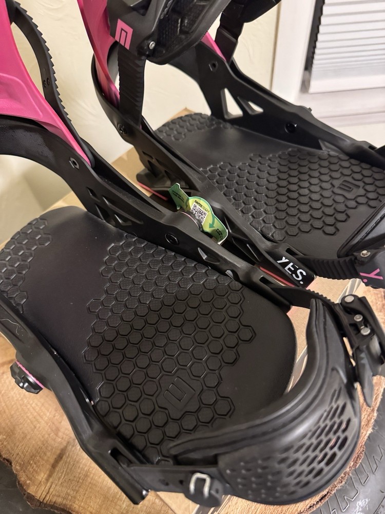 Now Yes. 2024 Collaboration Snowboard Binding-Large