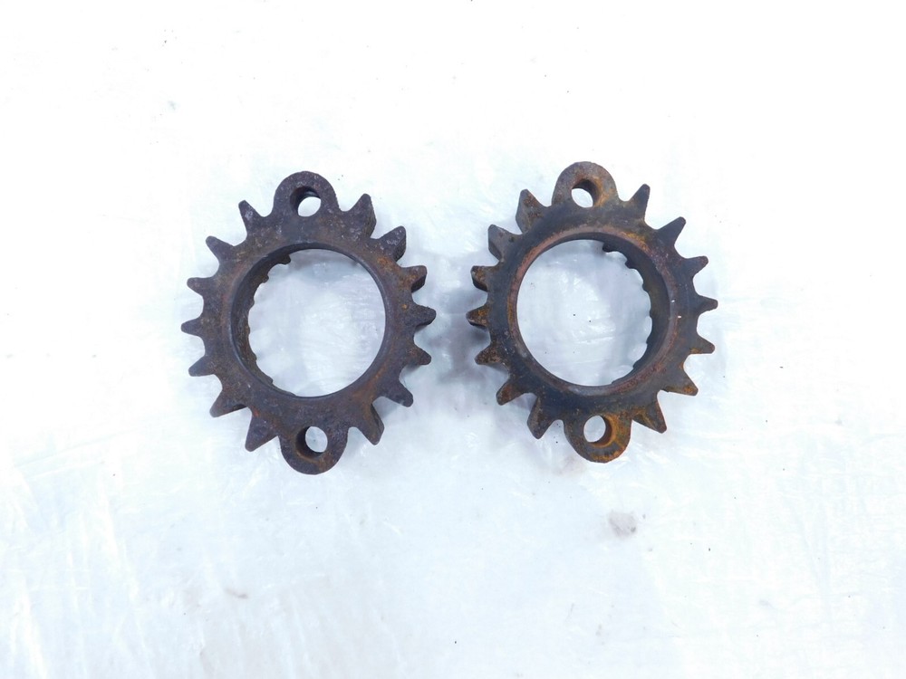 1976 76 Moto Guzzi Convert I V1000 Engine Exhaust Header Pipe Mount Nut Flanges