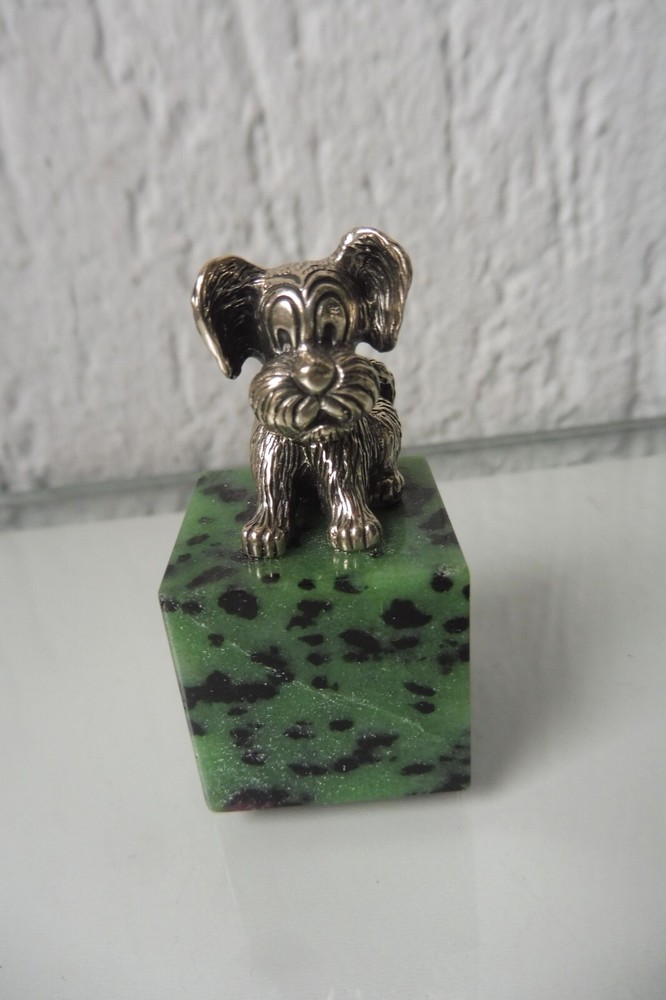Beautiful silver figure, dog, 835 silver on nice stone base