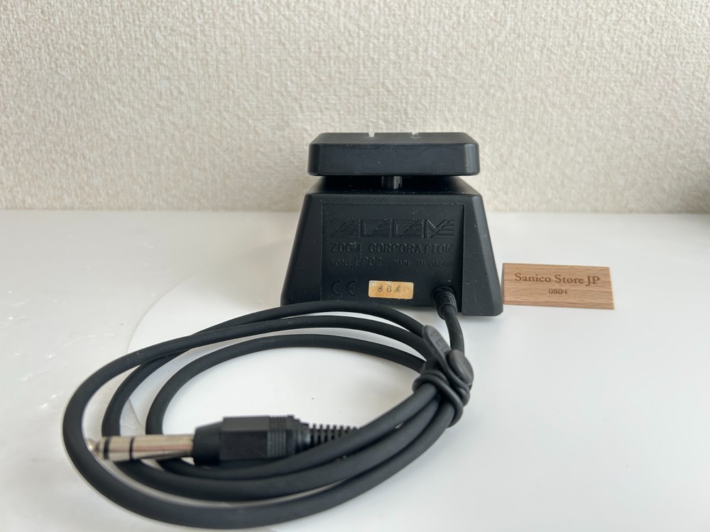 Zoom 505 Guitar Compact Multi Effects Processor, w/ Volume Pedal FP02 Tested