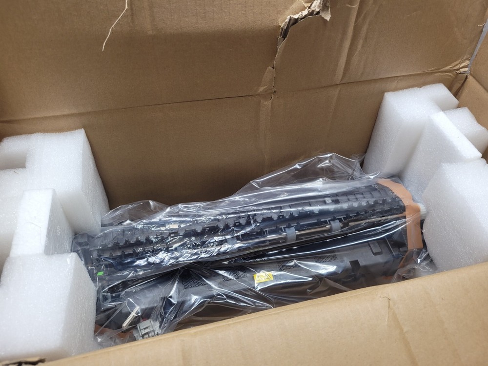 Genuine Sharp Dunt W1150DS18 Fuser Fixing Unit